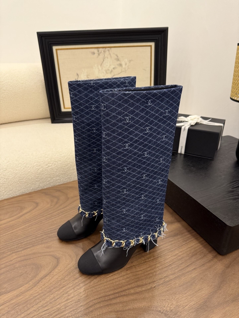 Ch**el boots